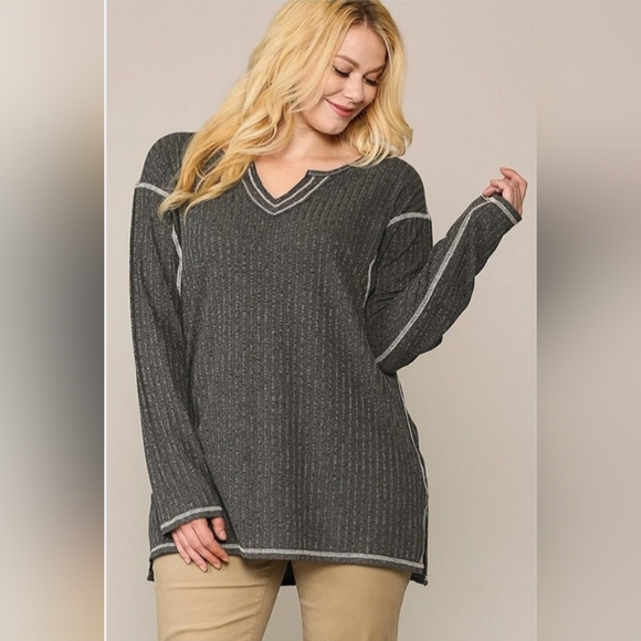 Gray V-Neck Long Sleeve Sweater - Picture 1 of 2